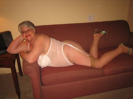 abuela peluda haciendo pajas pornografia exclusiva galerías