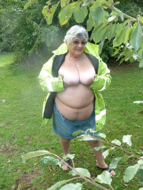 cambio de imagen de la abuela caliente xxx imágenes