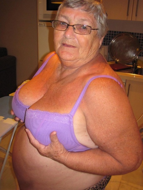 abuela amateur grandes tetas caídas hermosa sexy galerías