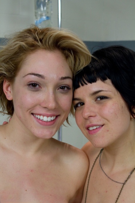 Lily LaBeau estrella porno xxx archivo