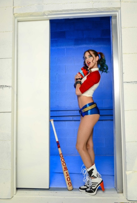 Harley Quinn estrella porno mejor imágenes